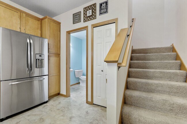 Building Photo - Amenity-Packed Bailey’s Arbor Townhome — Available June 1!