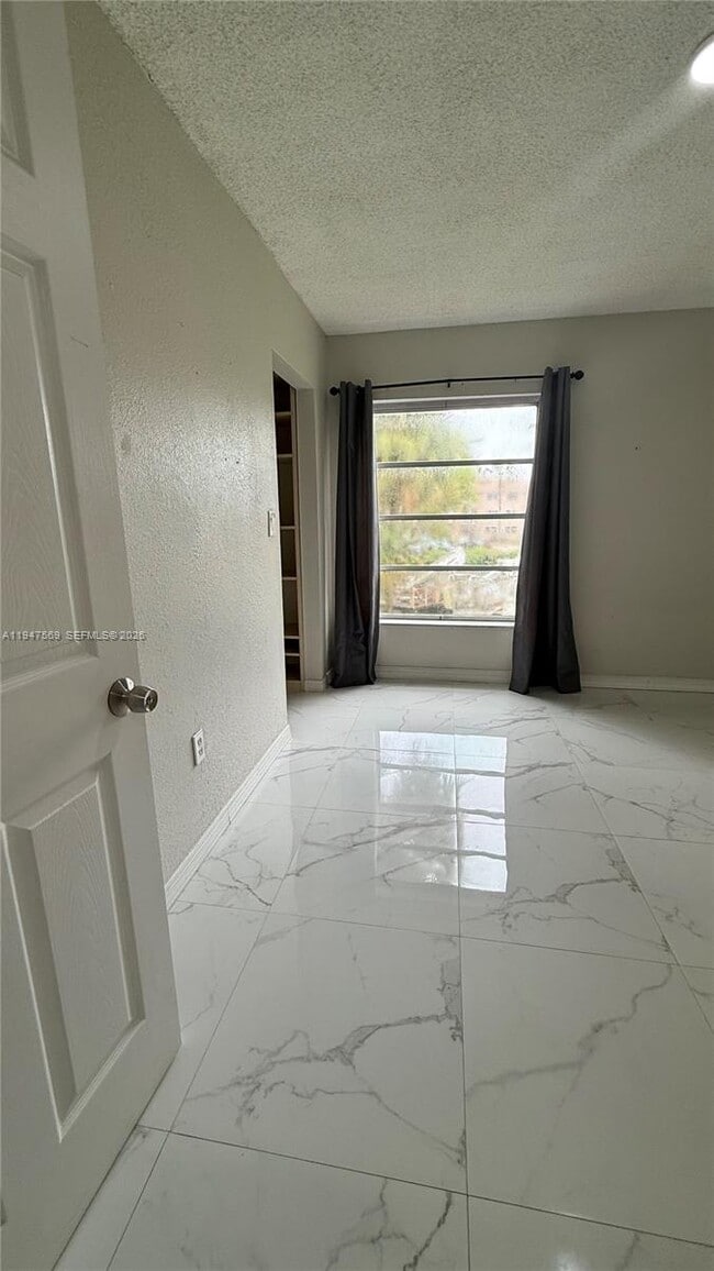 Building Photo - 17600 NW 68th Ave