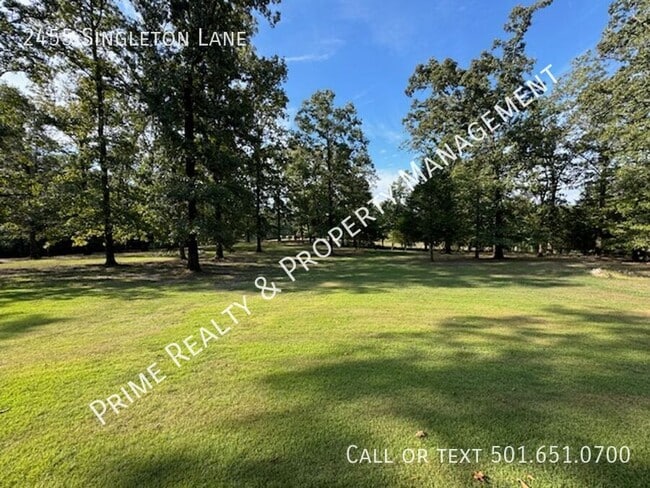 Building Photo - 2455 Singleton Ln