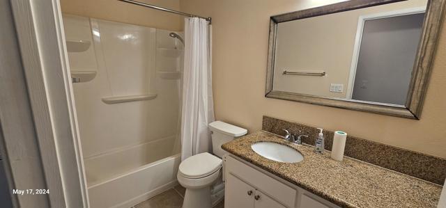 Building Photo - 465 4th Ave