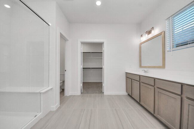 Building Photo - 1642 Portia Ln