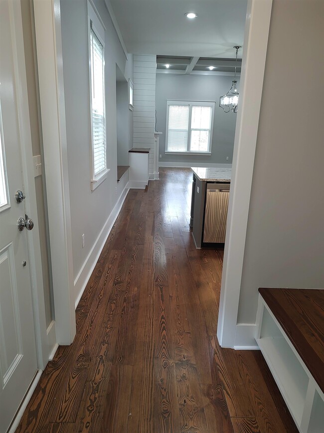 Building Photo - 3549 Esplanade Way