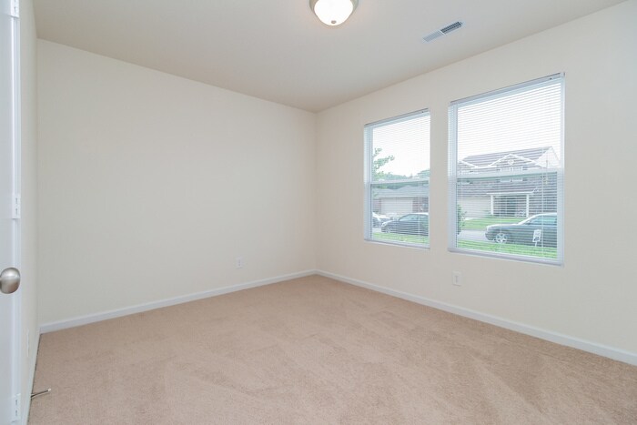 Building Photo - 138 Wethersfield Dr