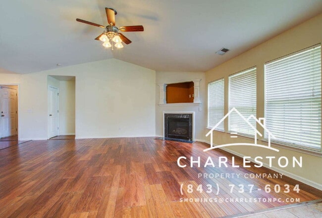 Building Photo - 9612 Oldbury Rd