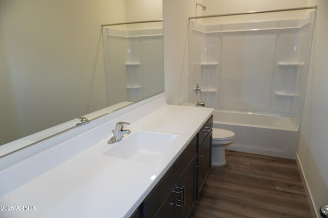 Building Photo - 627 N Crowned Dove Trail
