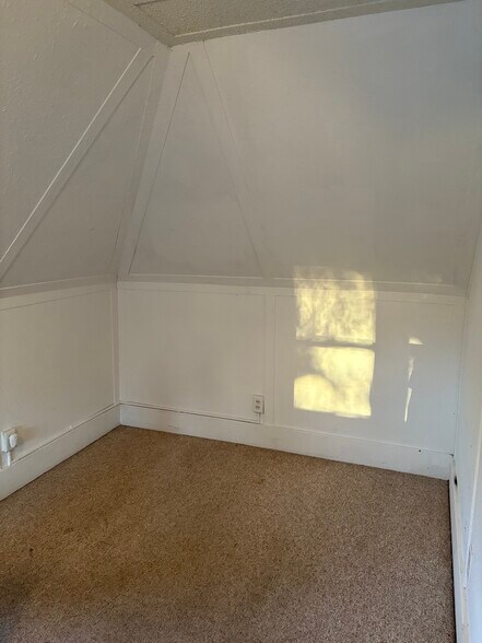 Bedroom 2 - 151 Wisconsin Ave