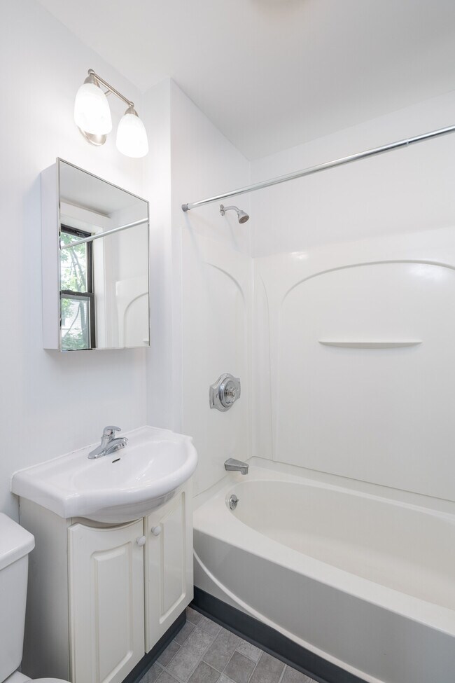 Building Photo - 12 Elko St