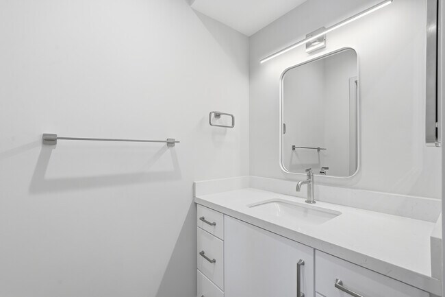 Building Photo - 5527 Burning Tree Dr