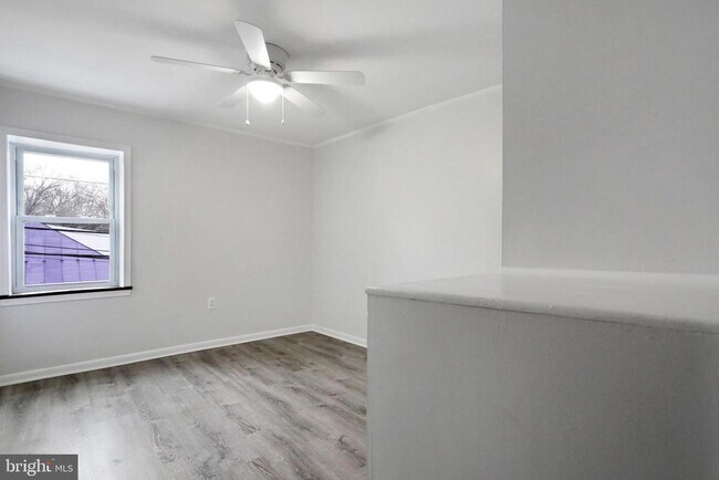 Building Photo - 205 S Princess St