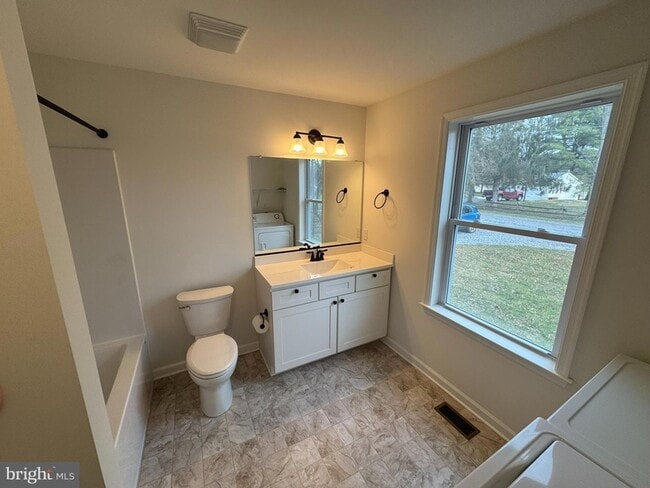 Building Photo - 80 Serenity Ln