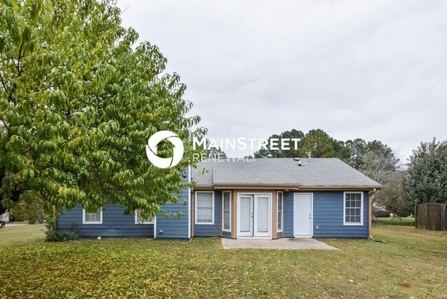 Building Photo - 3 Bedroom Pet-Friendly Home in Covington, GA with Main Street Renewal