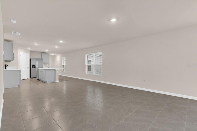 Building Photo - 2872 NE 21st Ct Rd