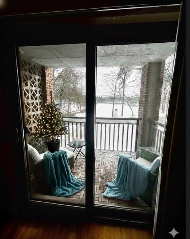 Building Photo - 94 Charles River Rd