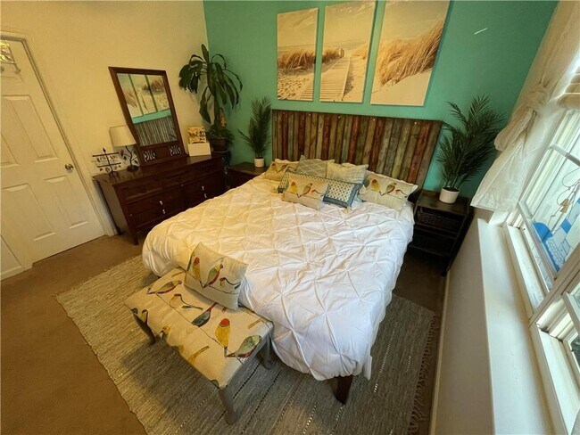 Building Photo - 968 Windcroft Cir NW