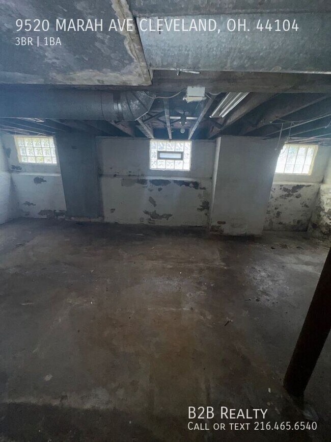 Building Photo - 9520 Marah Ave