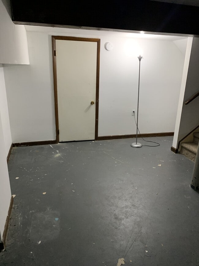 Building Photo - 135 Old Forge Dr