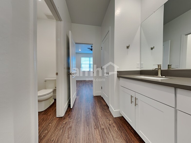 Building Photo - 21468 S 231st Way