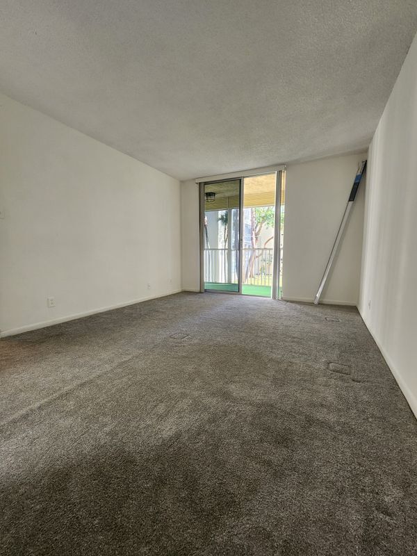 Building Photo - 3341 NW 47th Terrace