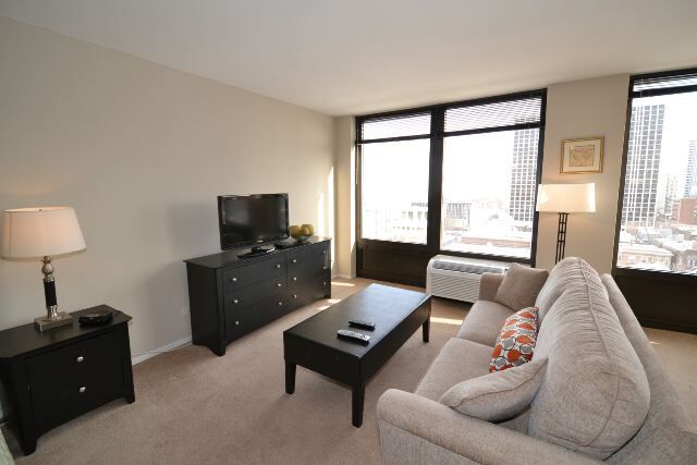 Building Photo - 4334 N Hazel St