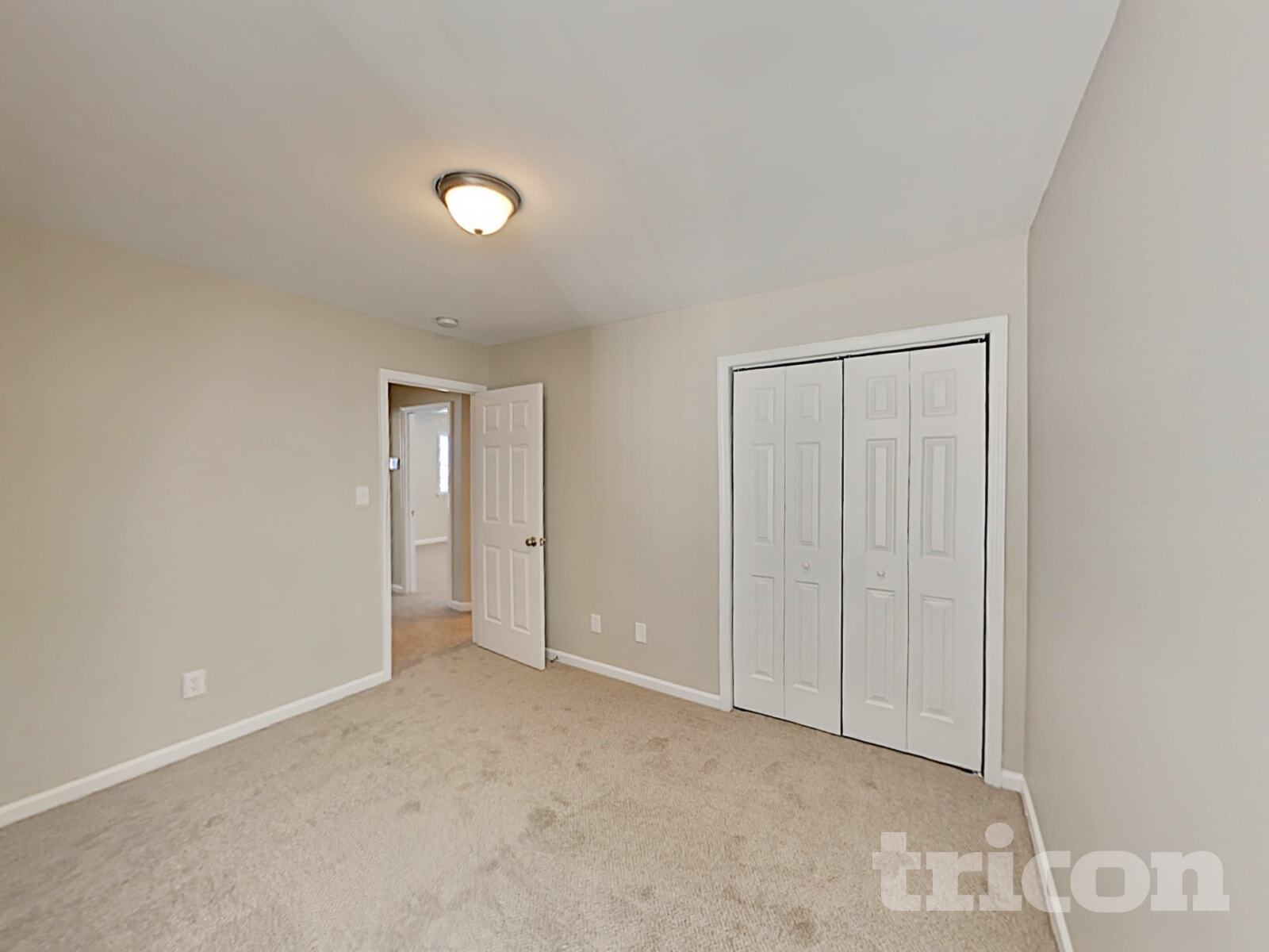 Building Photo - 2809 Erinridge Rd