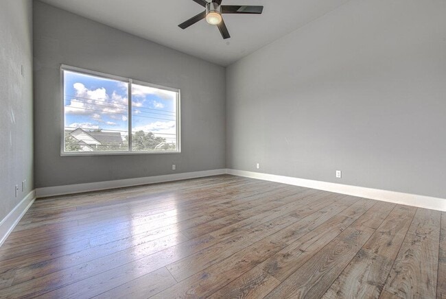 Building Photo - 1210 Stobaugh St