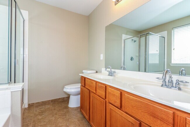 Building Photo - 9316 Liberty Crossing Dr