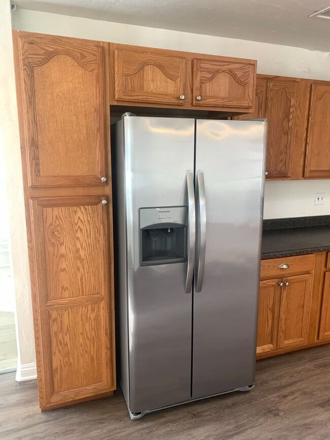 Building Photo - Traditional 1 Story Tierrasanta Home