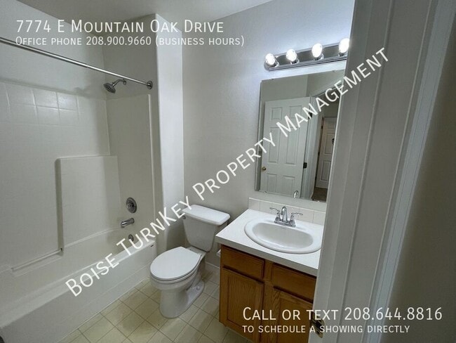 Building Photo - 7774 E Mountain Oak Dr