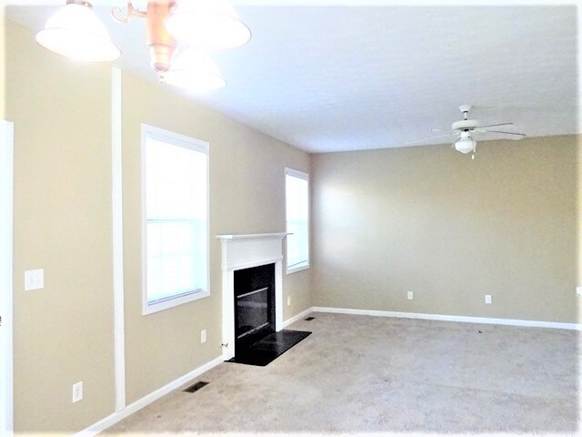 Building Photo - 3705 Dove Creek Cir
