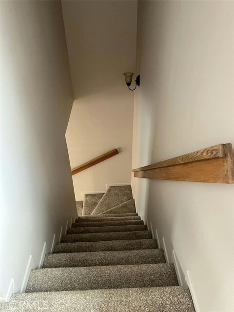 Building Photo - 61737 Desert Air Rd