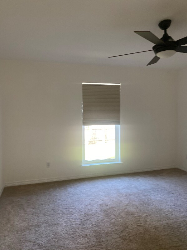 Building Photo - 409 Ridge Wood Cir