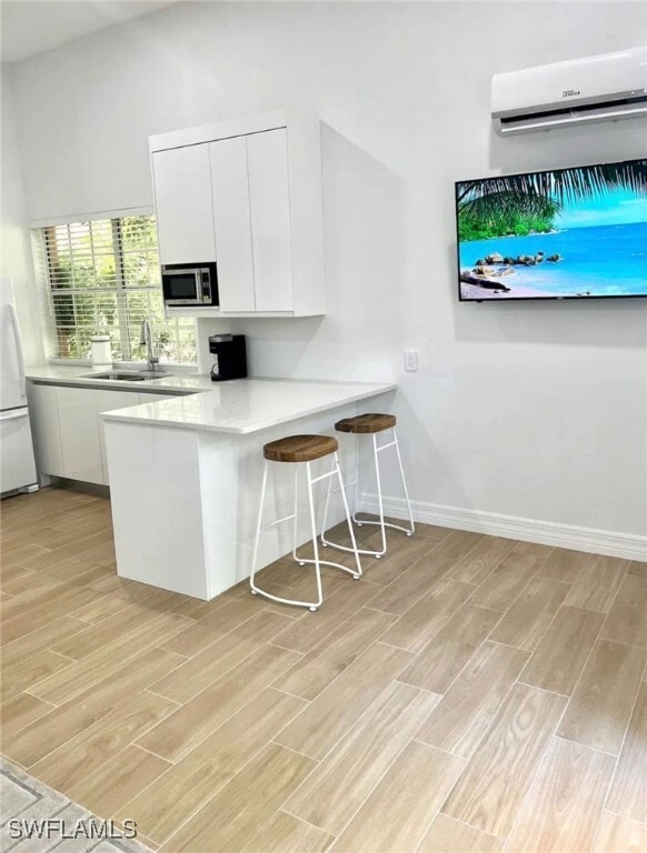 Building Photo - 2881 Santa Barbara Blvd