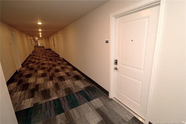 Building Photo - 2402 Gathering Sq Ct