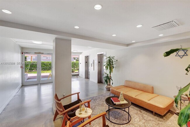 Building Photo - 7928 West Dr