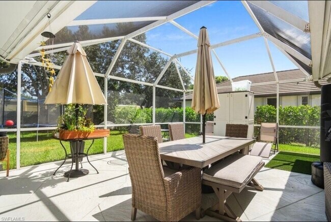 Building Photo - 8139 Las Palmas Way