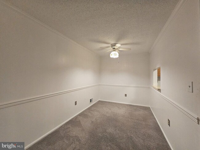 Building Photo - 48 Juniper Way