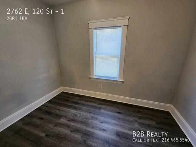Building Photo - 2762 E 120th St