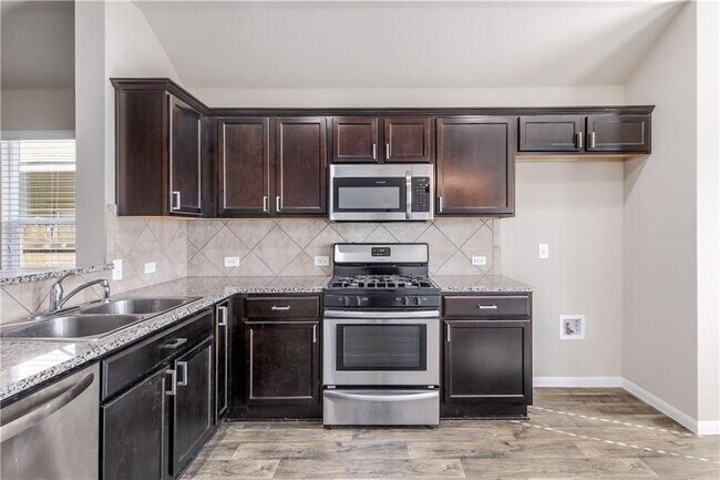 Building Photo - 3205 Tilmon Ln.