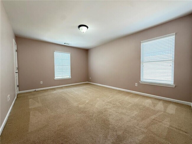 Building Photo - 279 Pendergast Dr SW