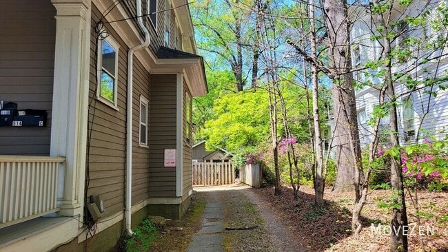 Building Photo - 512.5 S Boylan Ave