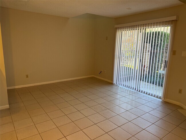 Building Photo - 2120 El Paseo St