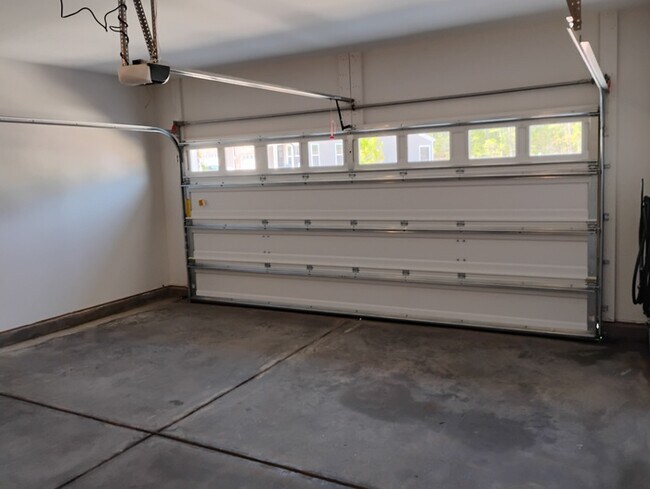 Building Photo - Ovation @ Sweetbrier