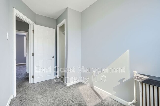 Building Photo - 3213 Elmley Ave