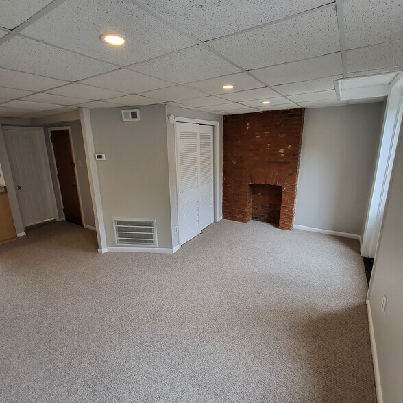 Building Photo - 761 S 7th St