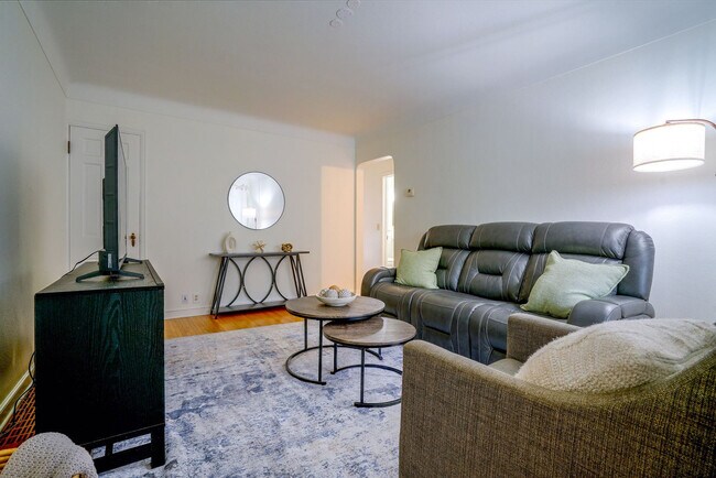 Building Photo - 5754 Nicollet Ave