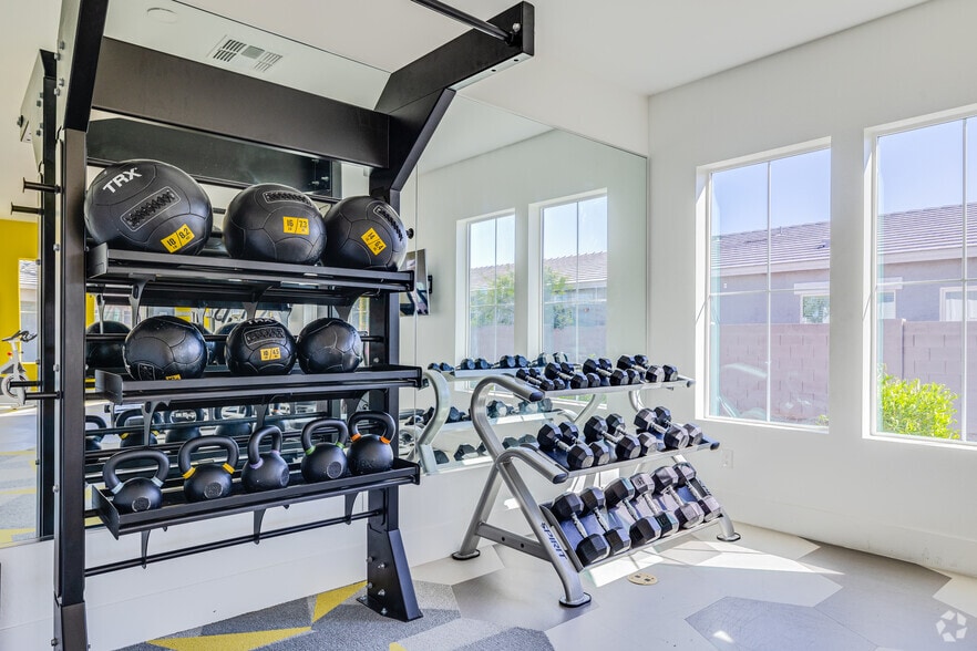 FITNESS CENTER - The Farmhouse on Estrella