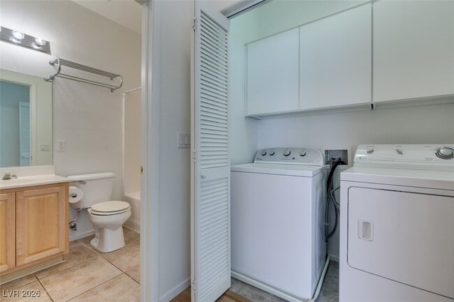 Building Photo - 6313 Beige Bluff St