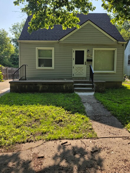 Primary Photo - 18540 Fielding St