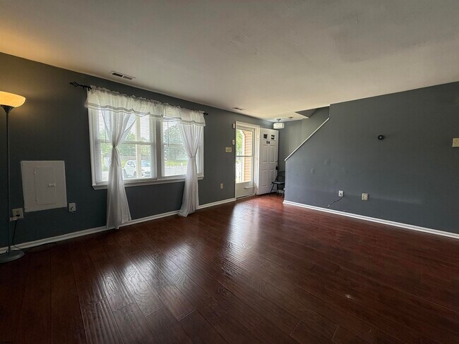 Building Photo - 134 Marin Dr