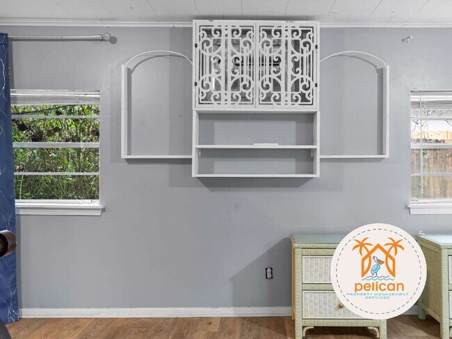 Building Photo - Cozy Studio in Pensacola